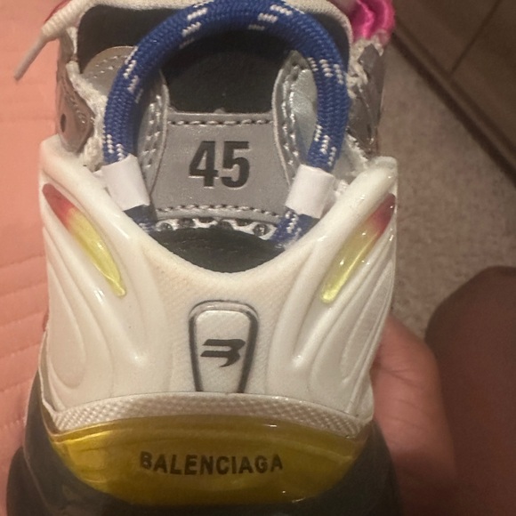 Balenciaga Runners - Picture 6 of 6